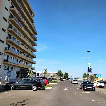 Summerland By The Sea Apartment *